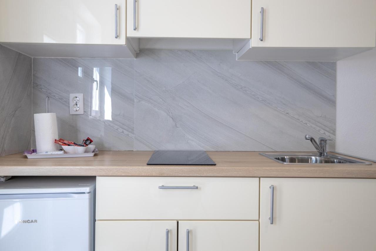 Apartmani Tomas Tucepi Ngoại thất bức ảnh