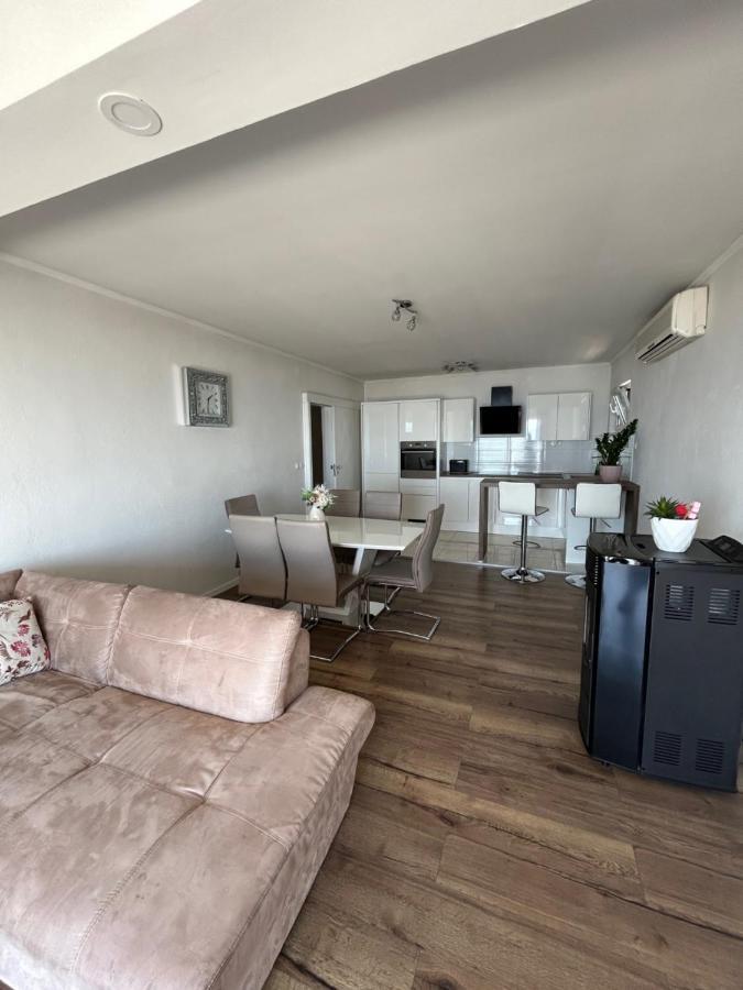 Apartmani Tomas Tucepi Ngoại thất bức ảnh
