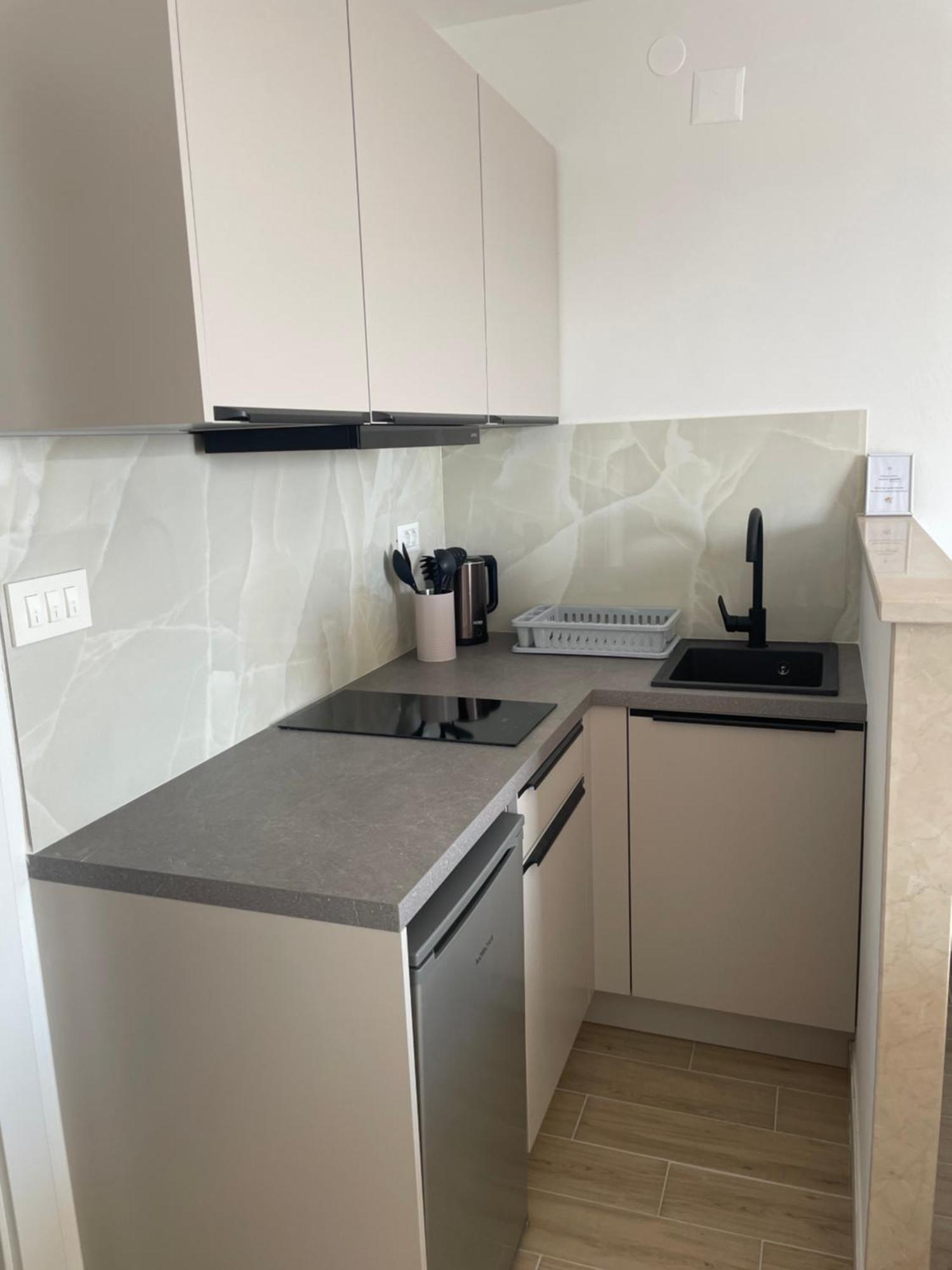 Apartmani Tomas Tucepi Ngoại thất bức ảnh