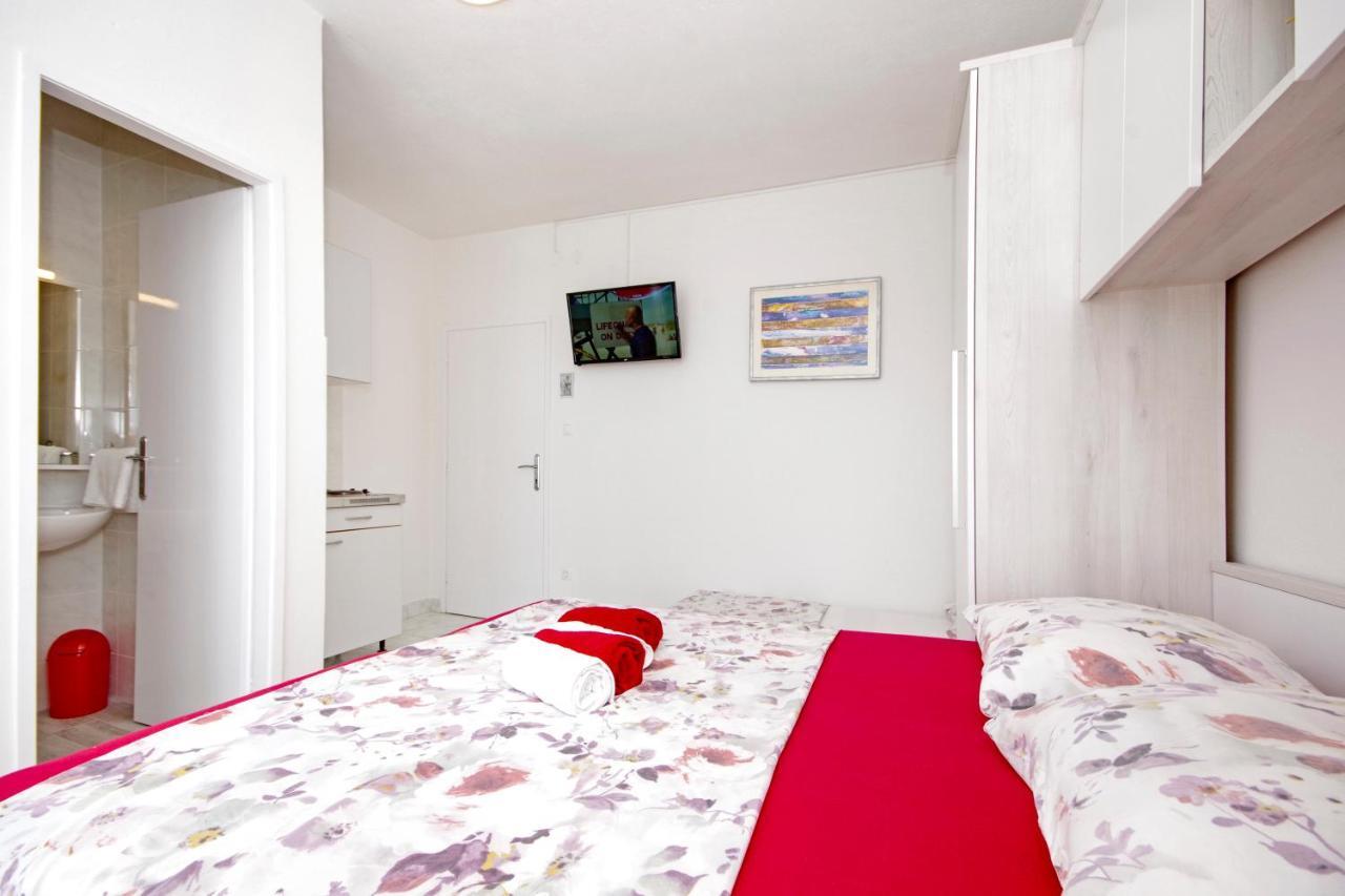 Apartmani Tomas Tucepi Ngoại thất bức ảnh